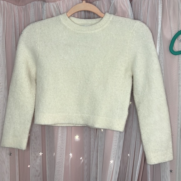 JOOSTRICAT OFF WHITE/CREAM CROPPED SLEEVED CROPPED SWEATER🍦 - Picture 2 of 7